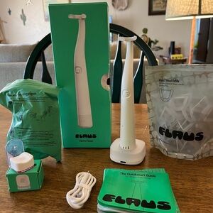 Flaus electric Flosser
Used 3 times. Great tool, I have water pic etc.